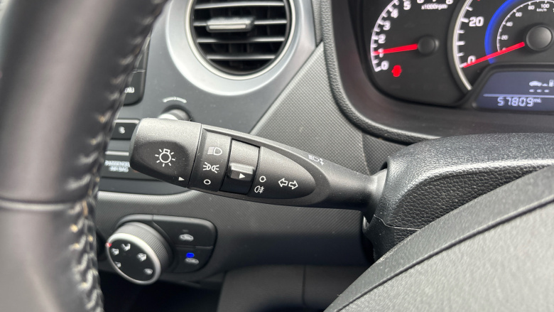 Hyundai i10 1.0 SE 5dr Petrol Hatchback